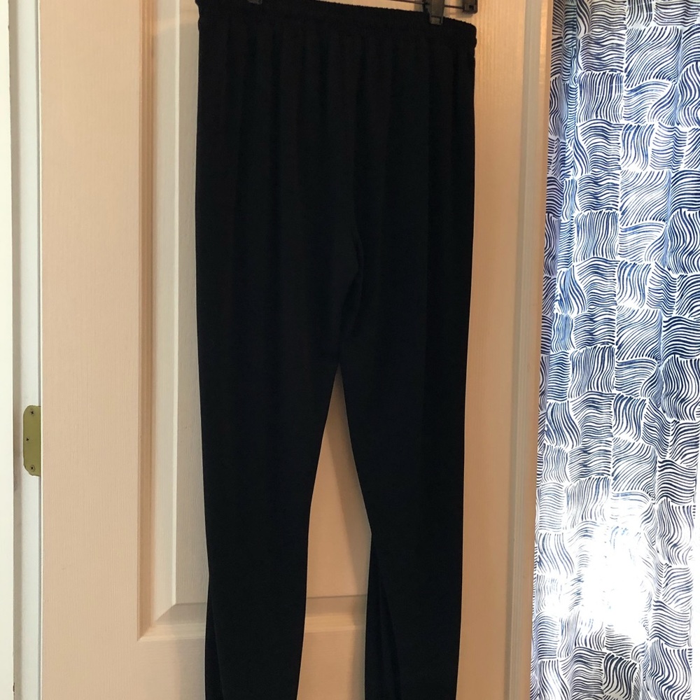 BCBGenration stretch jogger - Picture 3 of 3